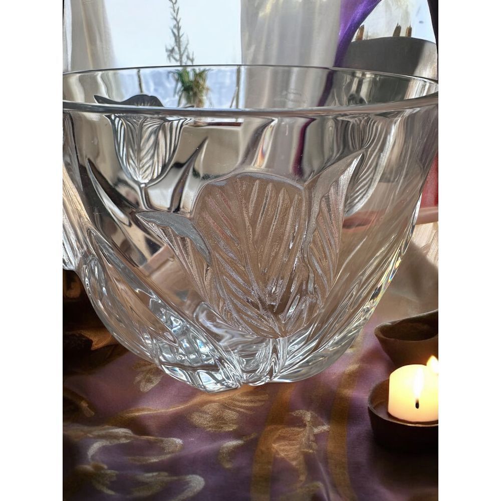 Vintage Cristal De France Embossed 24% Lead Crystal Tulip 5" Bowl